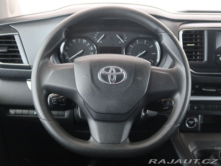 Toyota ProAce 2.0D-4D,L2,CZ,9Míst,Activ 2018