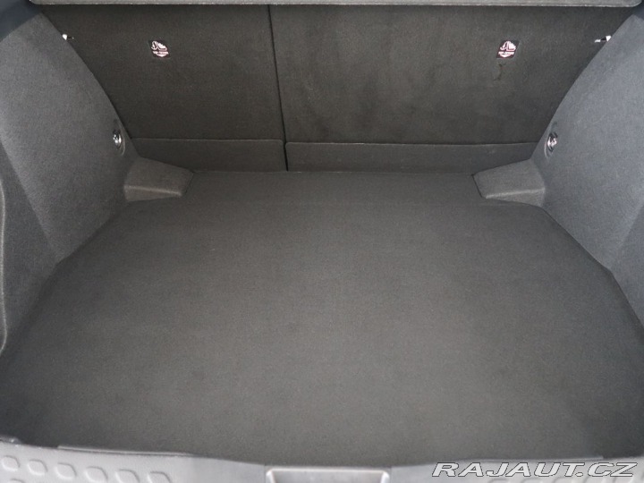 Toyota C-HR 1.8,Hybrid,CZ,1Maj,Style 2023