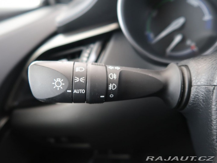Toyota C-HR 1.8,Hybrid,CZ,1Maj,Style 2023