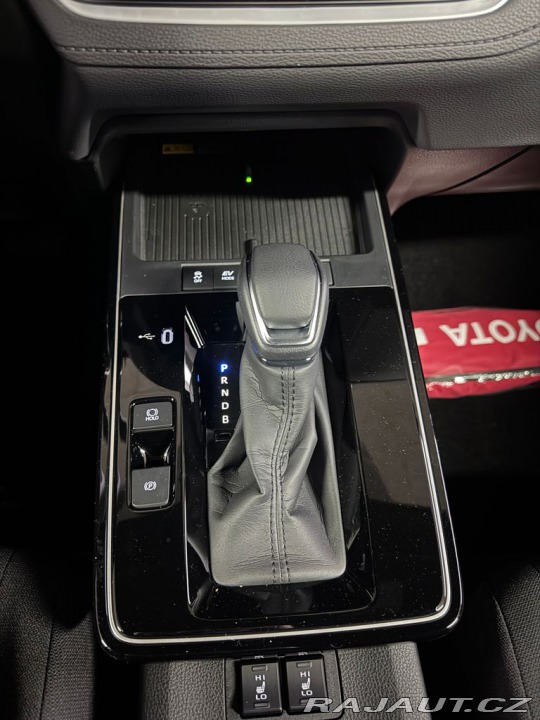 Toyota Corolla Cross STYLE 1.8 Hybrid (140 k) 1800