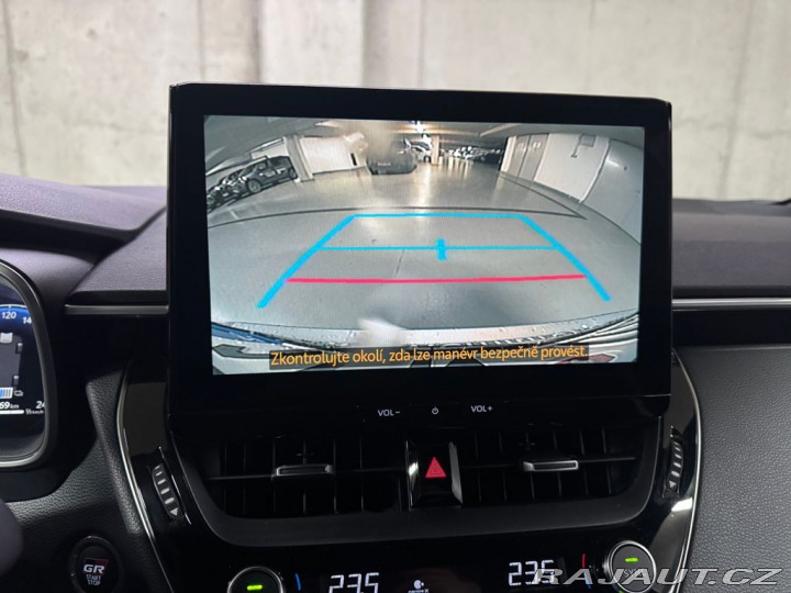 Toyota Corolla GR SPORT Dynamic 2.0 Hybr 1800