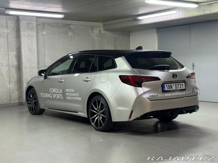 Toyota Corolla 2.0,Hybrid,GR SPORT Dynam 1800