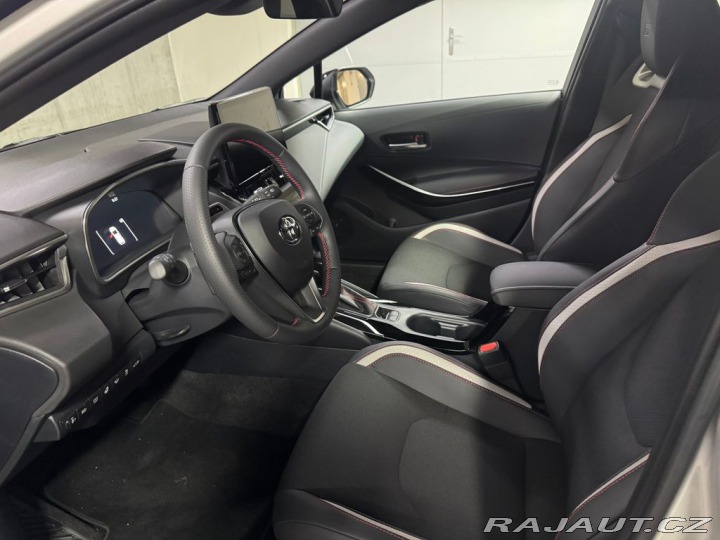 Toyota Corolla 2.0,Hybrid,GR SPORT Dynam 1800
