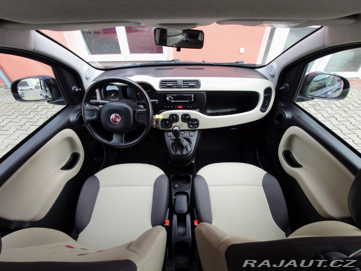 Fiat Panda 1.2 BENZÍN 51kW REZERVACE 2015