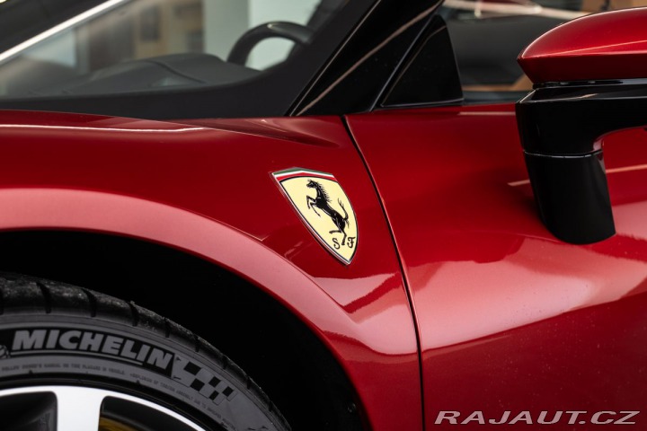 Ferrari SF90 Spider 2025