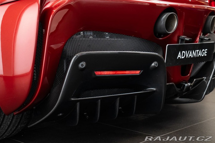 Ferrari SF90 Spider 2025