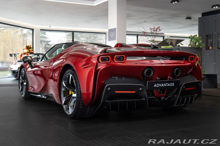 Ferrari SF90 Spider 2025
