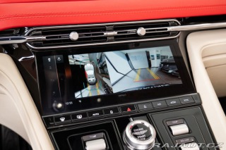 Aston Martin DB12 Volante 2024