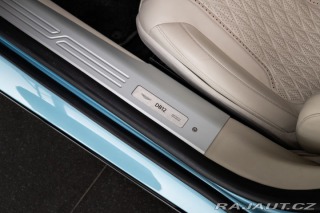 Aston Martin DB12 Volante 2024