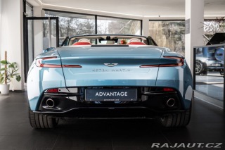 Aston Martin DB12 Volante 2024