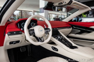 Aston Martin DB12 Volante 2024