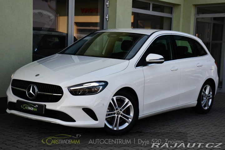 Mercedes-Benz B 200 ZÁRUKA CARPLAY KAMERA 2025