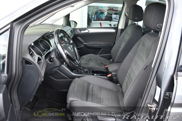 Volkswagen Touran 2.0TDi DSG TAŽNÉ 2xKOLA 2020