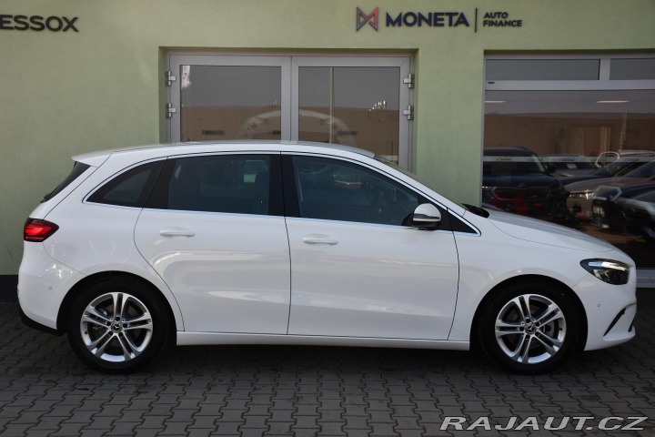 Mercedes-Benz B 200 2025
