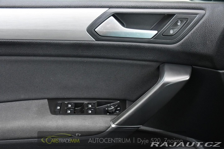 Volkswagen Touran 2.0TDi DSG TAŽNÉ 2xKOLA 2020