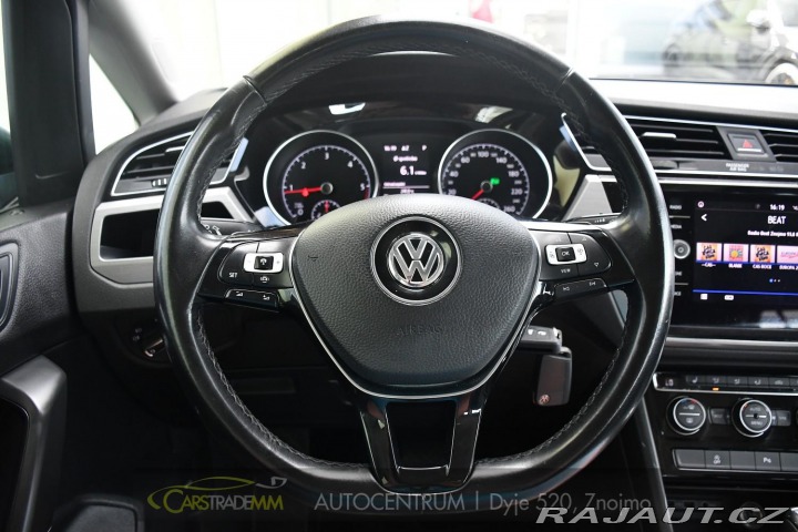 Volkswagen Touran 2.0TDi DSG TAŽNÉ 2xKOLA 2020