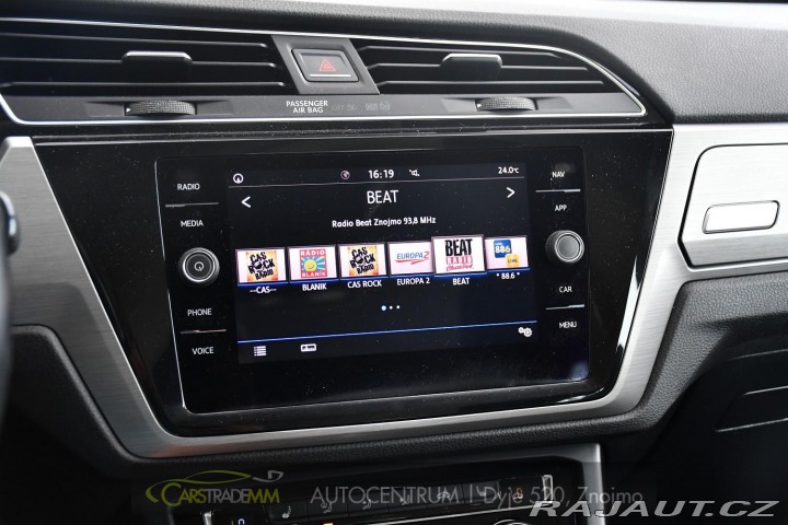 Volkswagen Touran 2.0TDi DSG TAŽNÉ 2xKOLA 2020