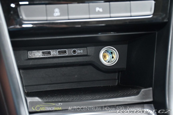 Volkswagen Touran 2.0TDi DSG TAŽNÉ 2xKOLA 2020