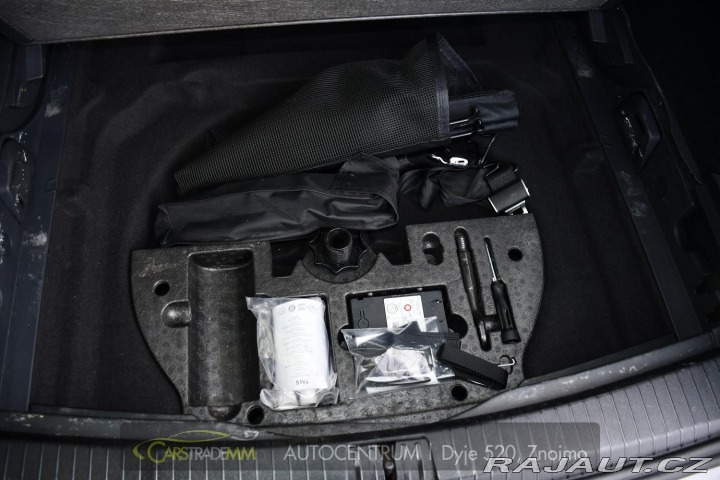 Volkswagen Touran 2.0TDi DSG TAŽNÉ 2xKOLA 2020