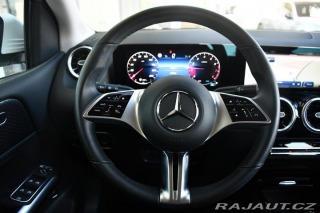 Mercedes-Benz B 200 2025