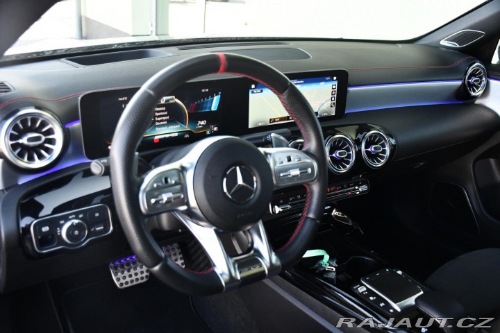 Mercedes-Benz CLA 35 AMG 4MATIC PANO HUD 2020