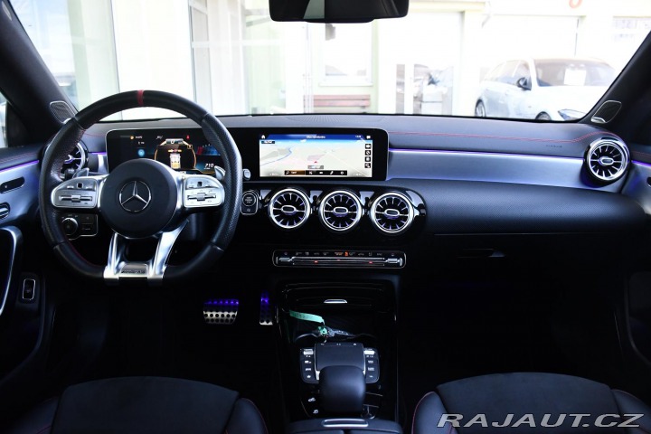 Mercedes-Benz CLA 35 AMG 4MATIC PANO HUD 2020