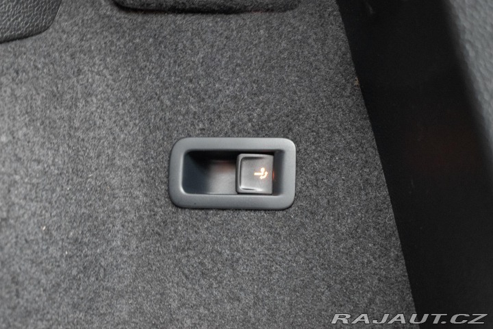 Škoda Karoq 2.0 TDI *4x4*SPORT*TAŽNÉ* 2019