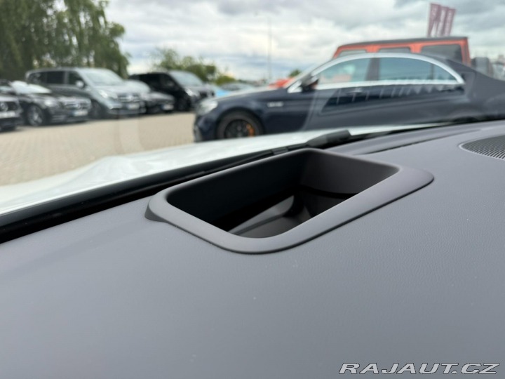 Mercedes-Benz CLA 250+ kupé 2025