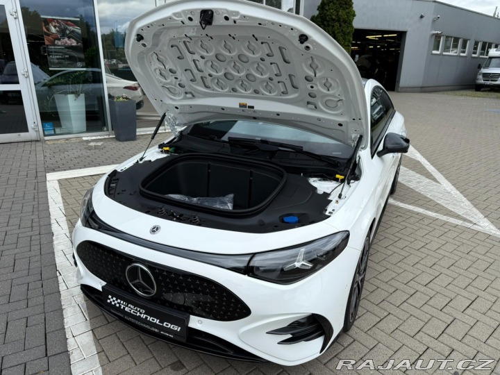 Mercedes-Benz CLA 250+ kupé 2025