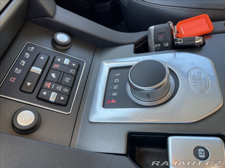 Land Rover Discovery 3,0 SDV6 188kw HSE 7míst 2014
