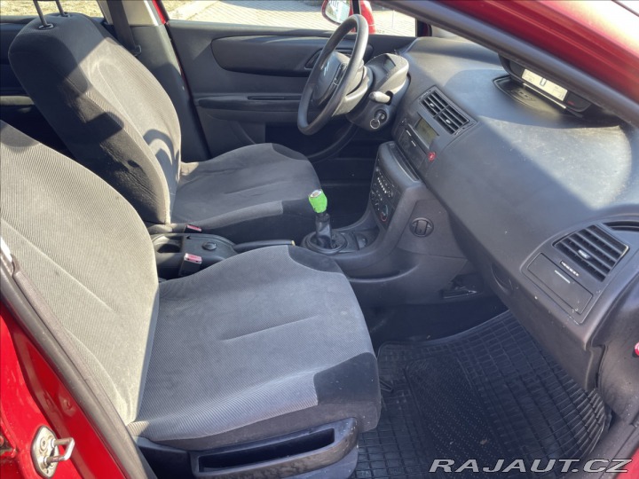 Citroën C4 1,6 HDi 80kw klima, dobrý 2005