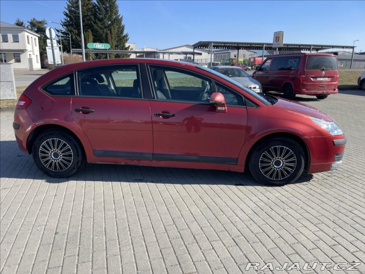 Citroën C4 1,6 HDi 80kw klima, dobrý 2005