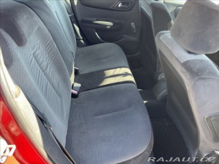 Citroën C4 1,6 HDi 80kw klima, dobrý 2005