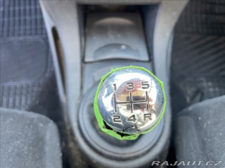 Citroën C4 1,6 HDi 80kw klima, dobrý 2005