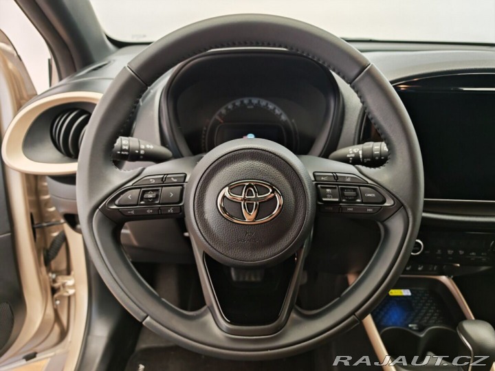 Toyota Aygo 1.0 x-play Style 2025