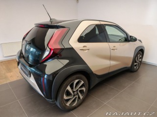 Toyota Aygo 1.0 x-play Style 2025