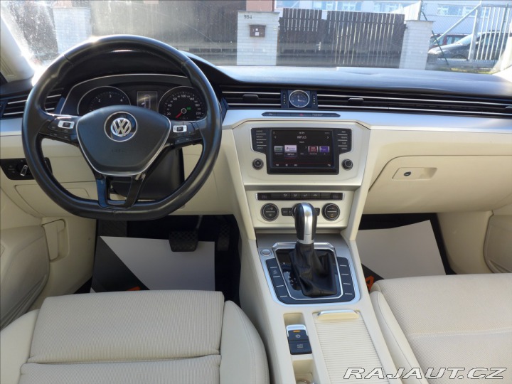 Volkswagen Passat 1,6 TDI COMFORTLINE NAVI 2015