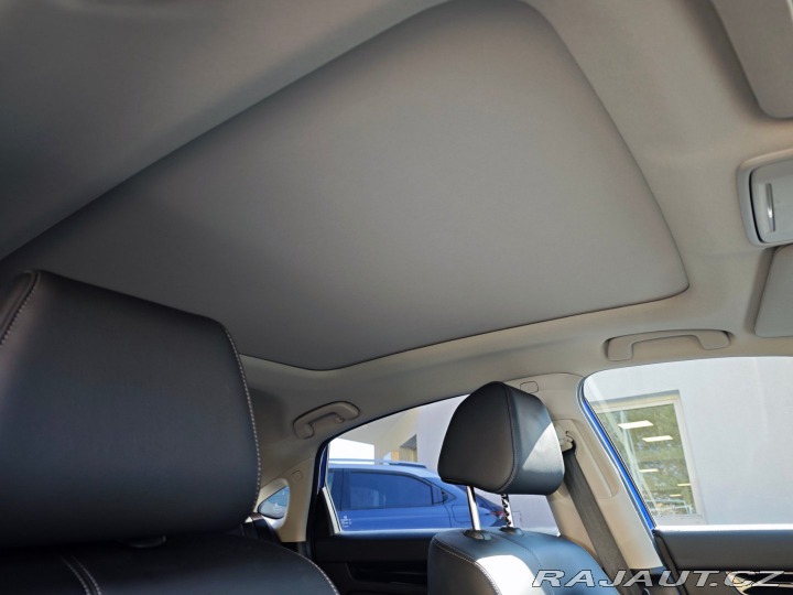 Honda Civic 2.0 e:HEV Advance 1.majit 2022