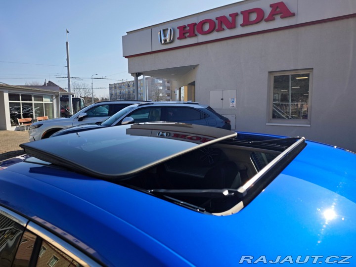 Honda Civic 2.0 e:HEV Advance 1.majit 2022