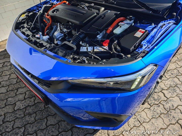 Honda Civic 2.0 e:HEV Advance 1.majit 2022