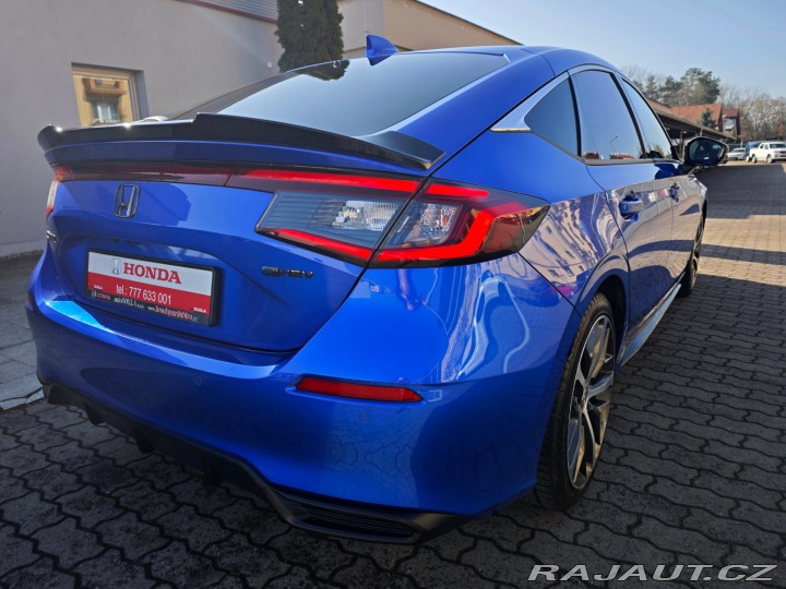 Honda Civic 2.0 e:HEV Advance 1.majit 2022