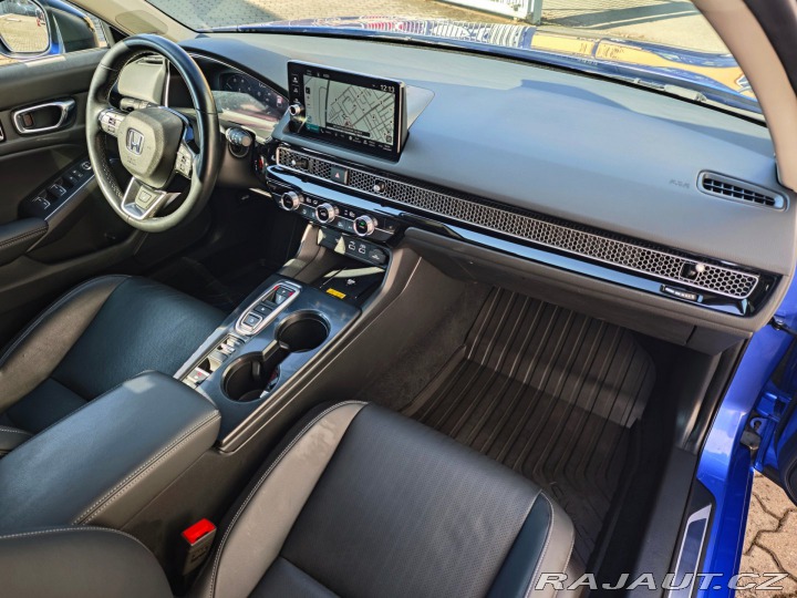 Honda Civic 2.0 e:HEV Advance 1.majit 2022