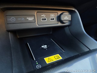 Honda Civic 2.0 e:HEV Advance 1.majit 2022