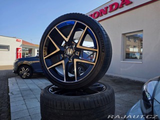 Honda Civic 2.0 e:HEV Advance 1.majit 2022