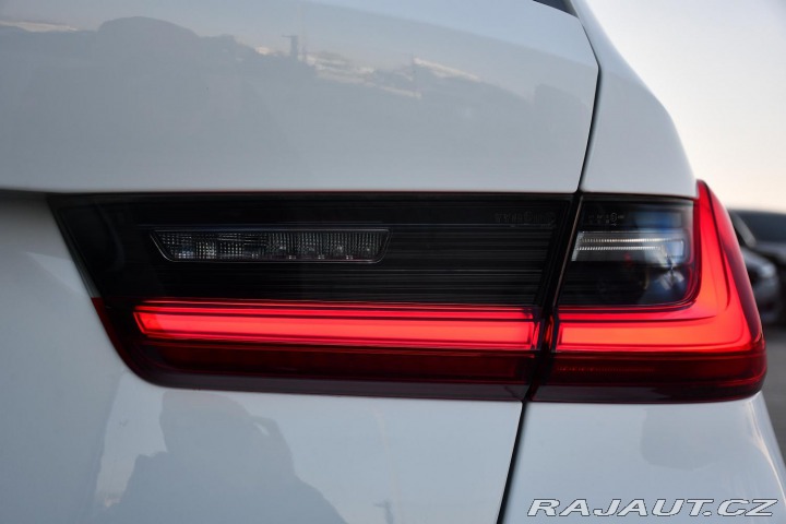 BMW 3 320d xDrive M-SPORT ČR 1. 2023