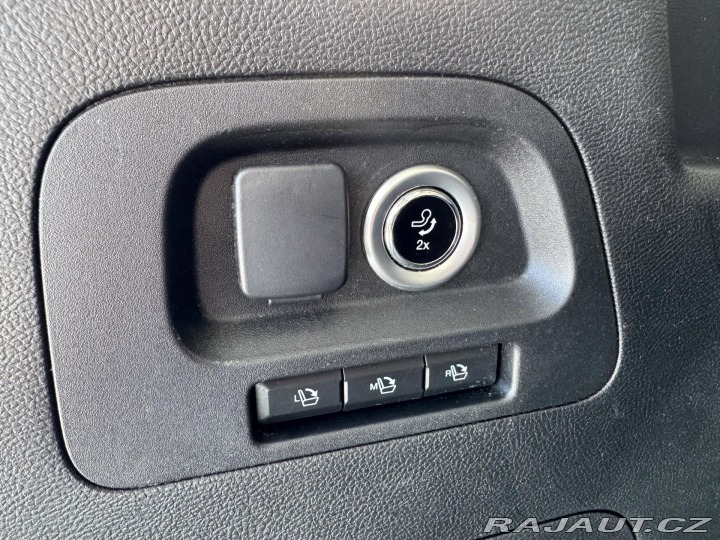 Ford S-MAX 2,0EcoBlue 140kW*AUT*REZE 2021