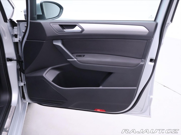 Volkswagen Touran 1,6 TDI 85kW CZ Comfortli 2020