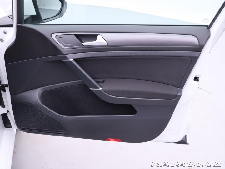 Volkswagen Golf 1,0 TSI 85kW CZ 86 000 km 2019