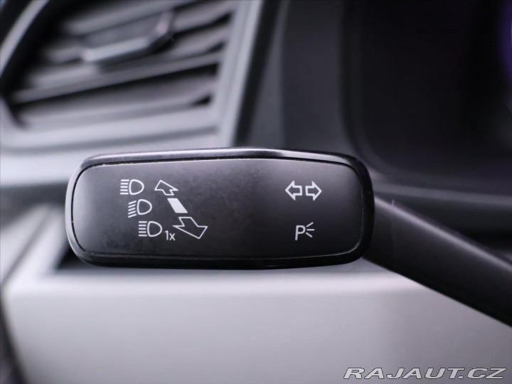 Volkswagen Transporter 2,0 TDI 110kW DSG 9-Míst 2022