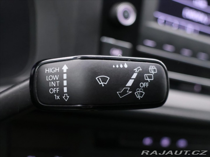 Volkswagen Transporter 2,0 TDI 110kW DSG 9-Míst 2022